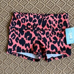 Coral Leopard HRO FLeo size medium NWT